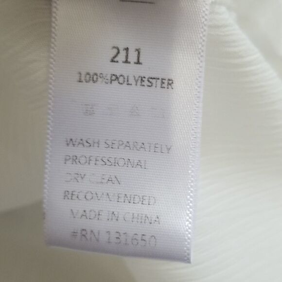 36Piont5 White Ruffle LongSleeve Blouse Sz Small - Picture 9 of 9